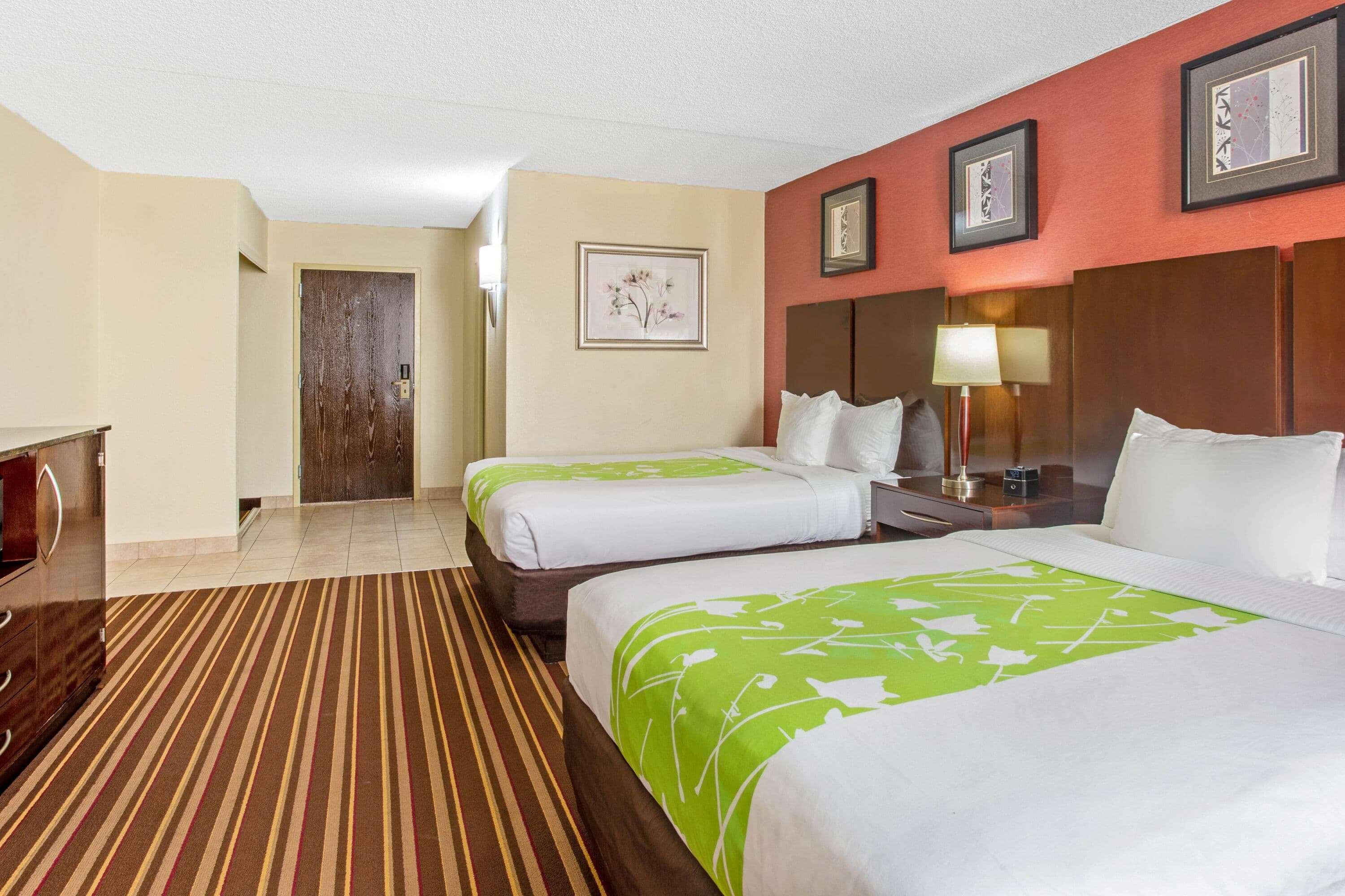 Hotel La Quinta By Wyndham Salisbury Esterno foto