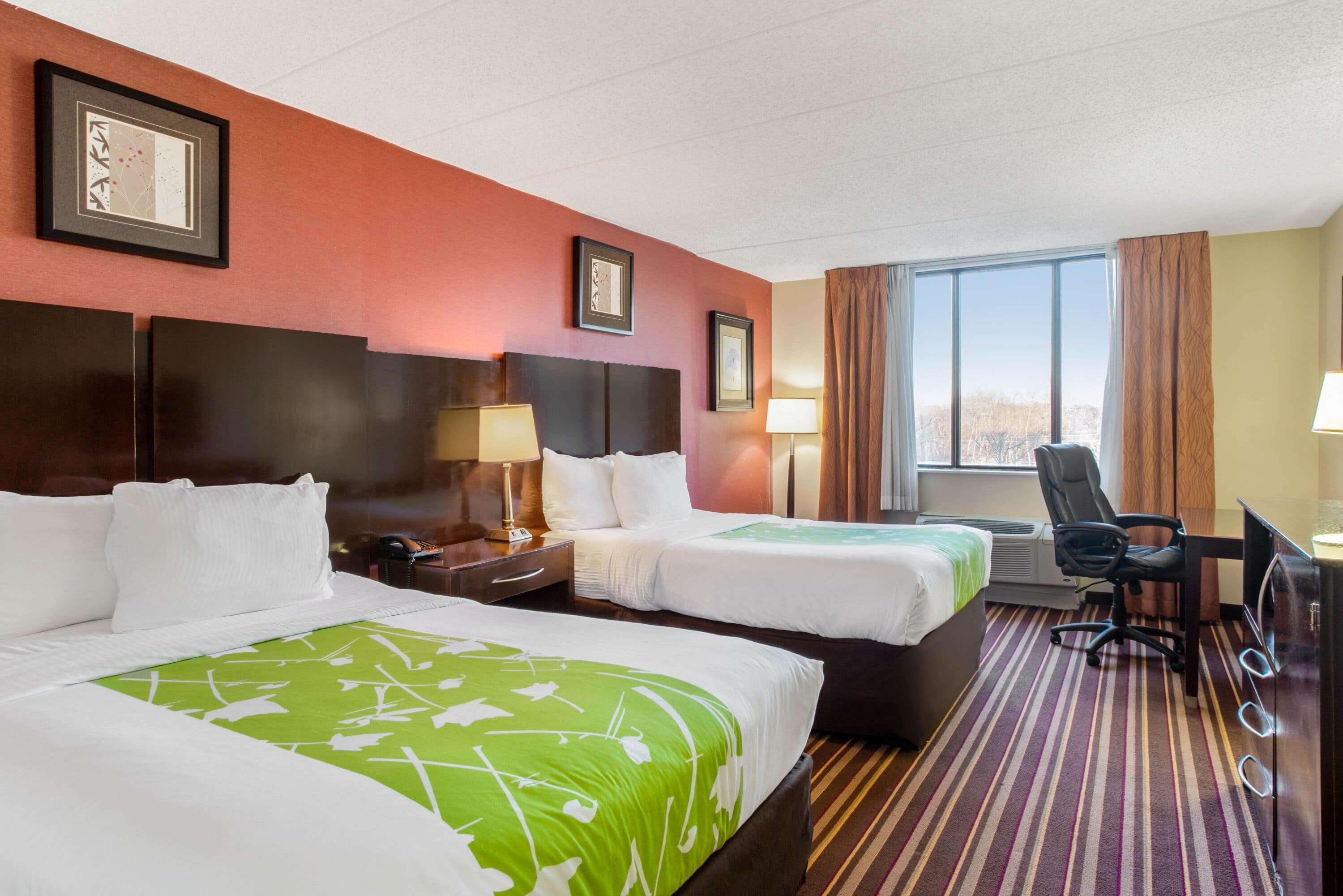 Hotel La Quinta By Wyndham Salisbury Esterno foto