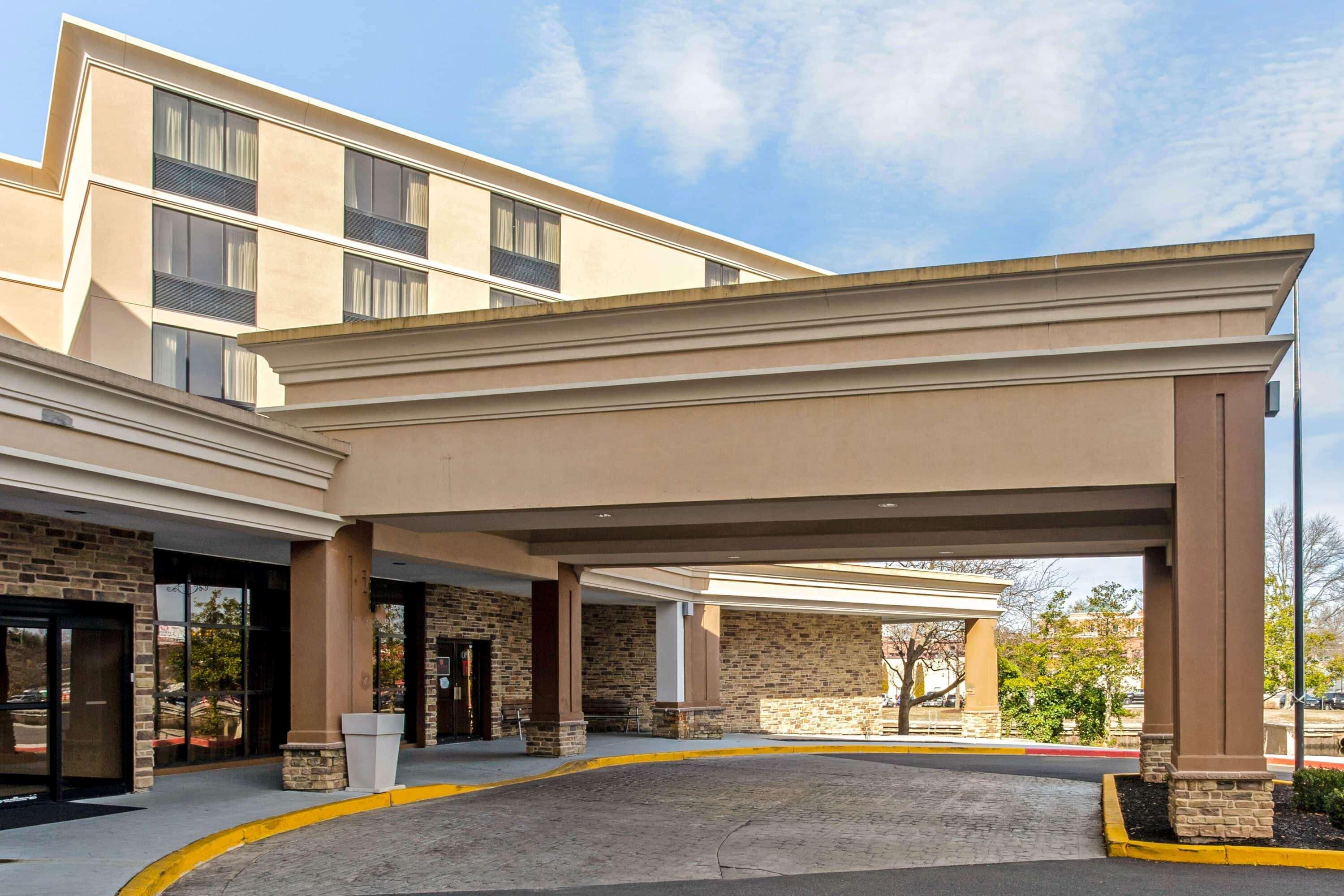 Hotel La Quinta By Wyndham Salisbury Esterno foto