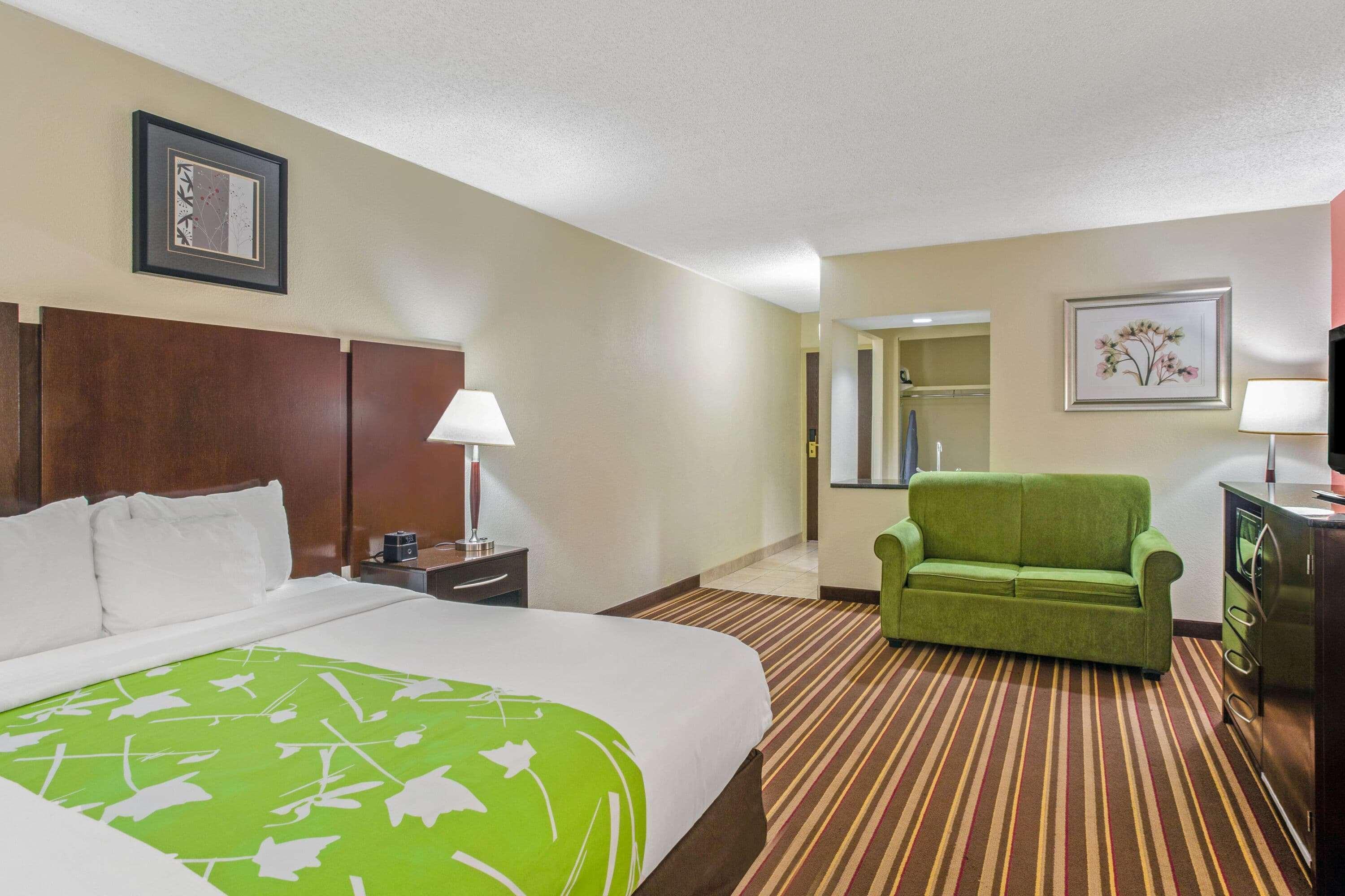 Hotel La Quinta By Wyndham Salisbury Esterno foto